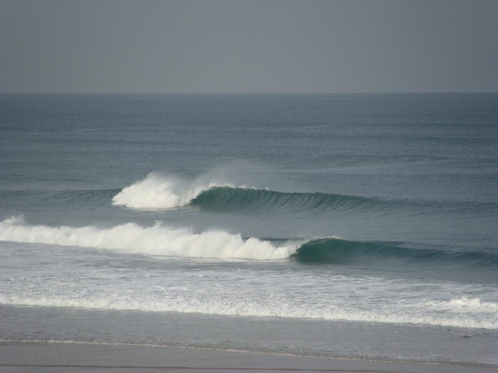 فندق Foz Surfcamp فوز دو أريلهو المظهر الخارجي الصورة